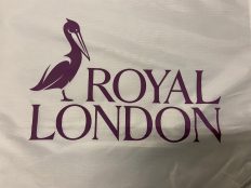 WHITE ROYAL LONDON TABLE CLOTH